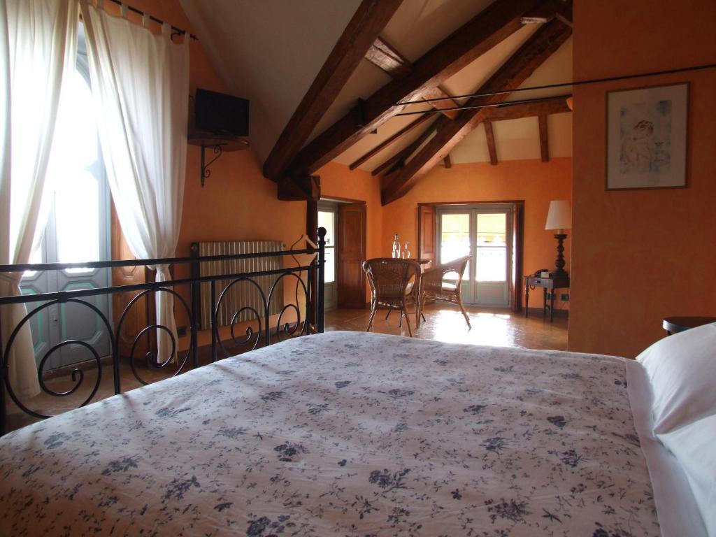 Locanda Chi Ghinn Verbania Phòng bức ảnh